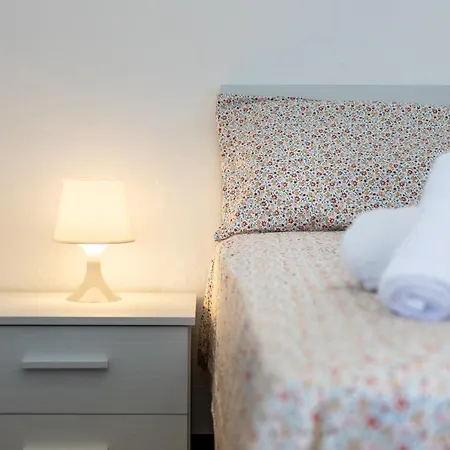 Hostdomus - Marine Sea View Finale Ligure