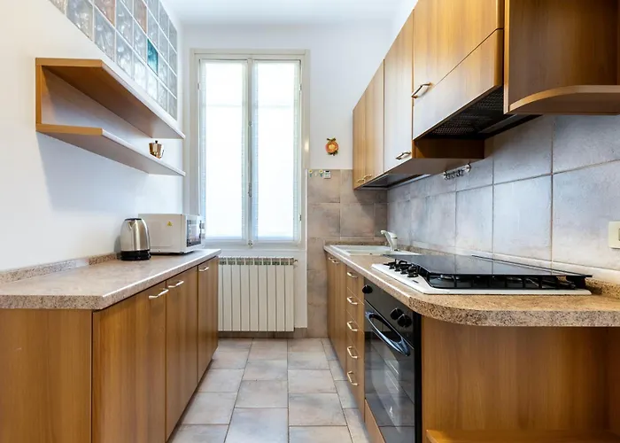 Apartment Hostdomus - Marine Sea View *