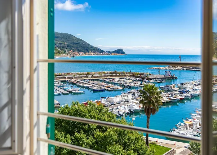 شقة Hostdomus - Marine Sea View